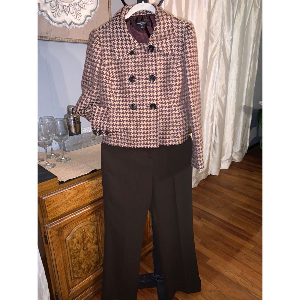 Nine West brown houndstooth suit